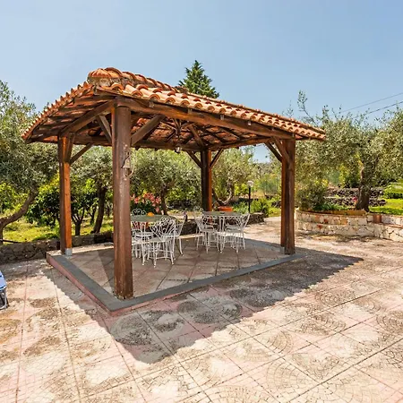 Etna Maison מסקלי