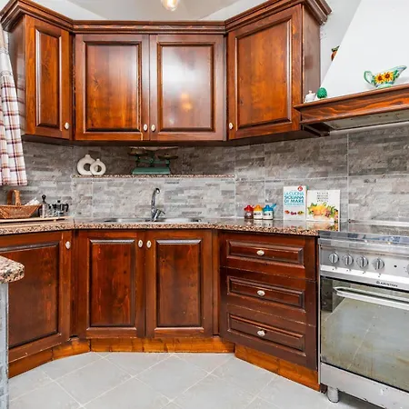 Etna Maison *