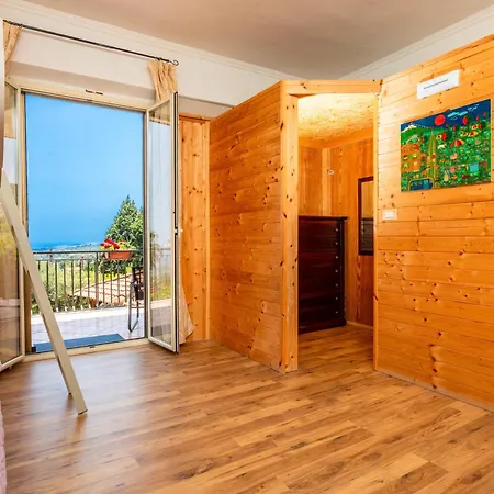 Etna Maison